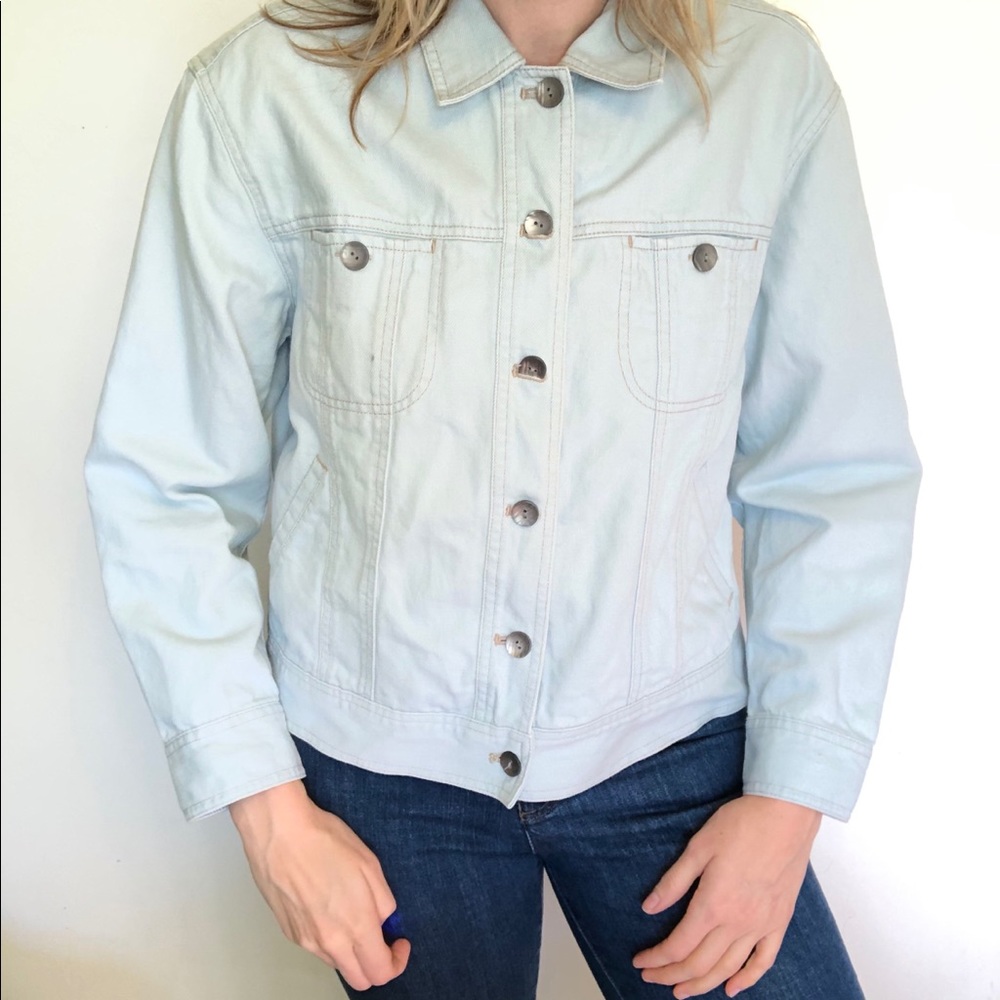 🐬 Light Denim Jacket 🐬